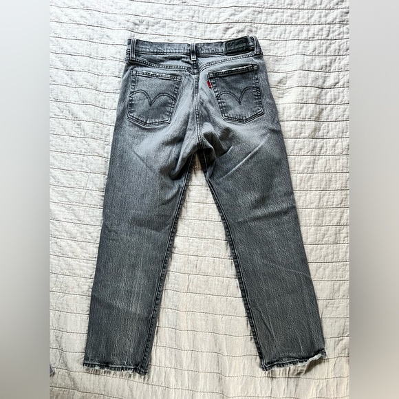 Wedgie Straight Fit Jeans in size 27x26 - Picture 3 of 5